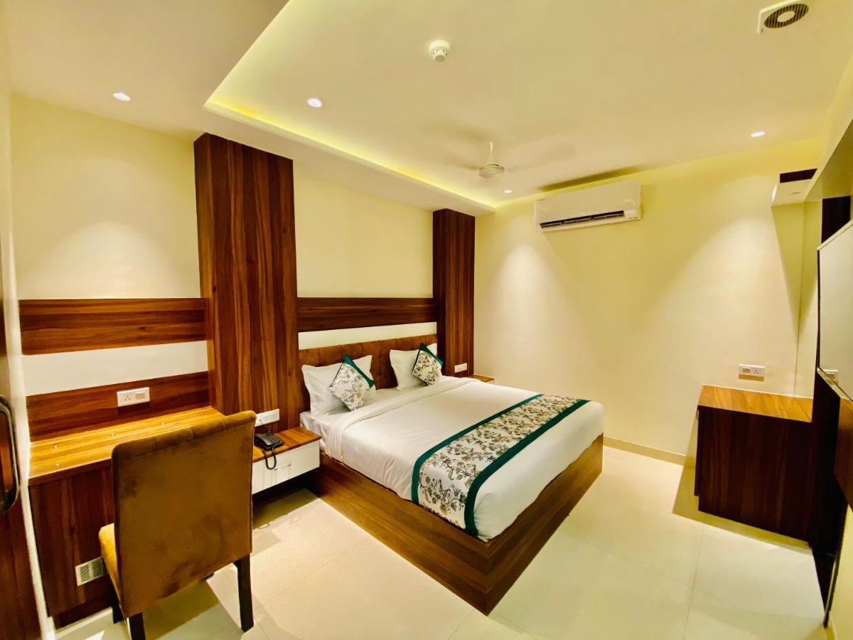 Hotel White House By An Hotels - Walking Distance From Golden Temple Amritsar Exterior photo