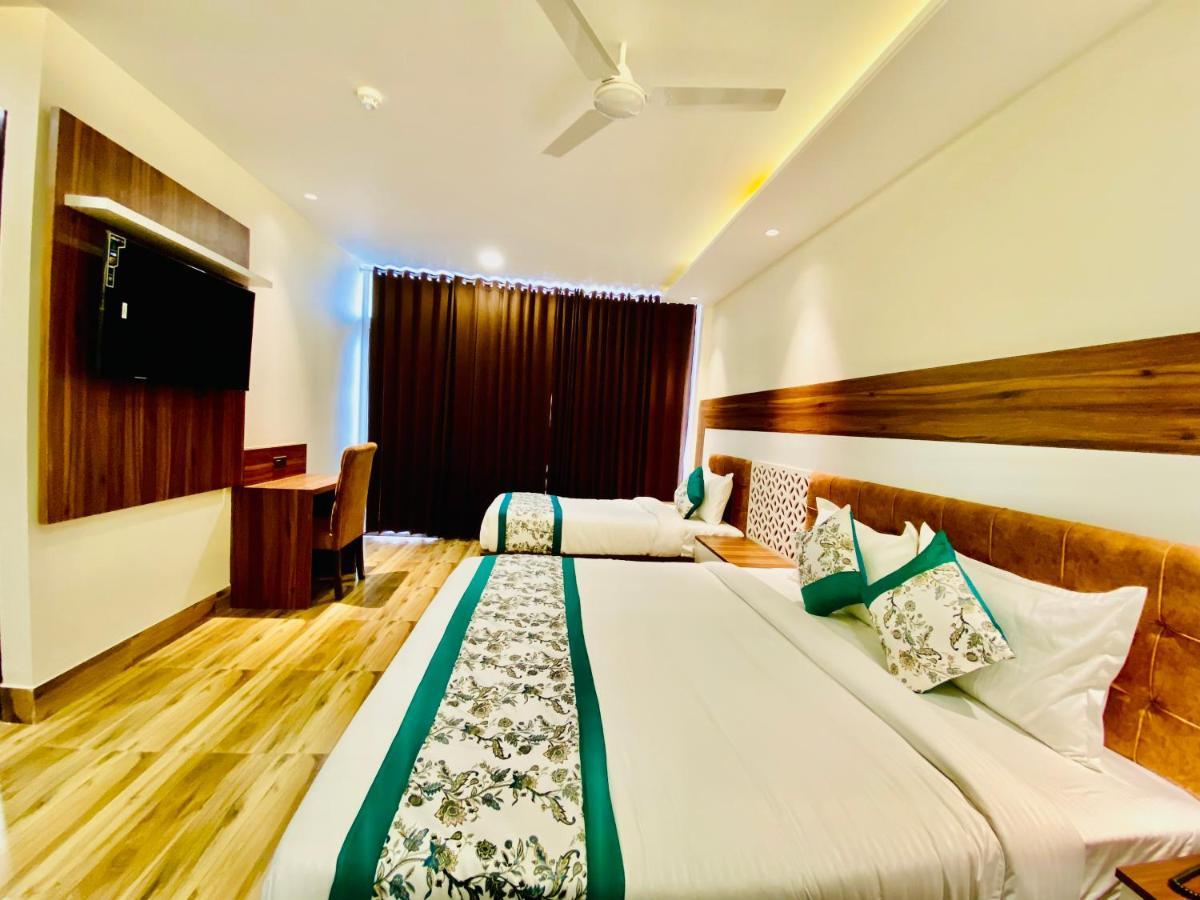 Hotel White House By An Hotels - Walking Distance From Golden Temple Amritsar Exterior photo